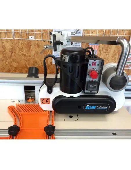 IGM M3 Power Feeder