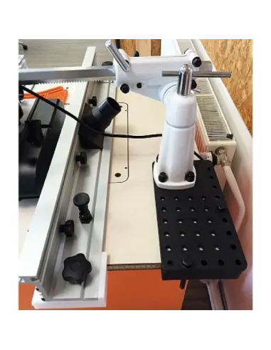 IGM M3 Power Feeder