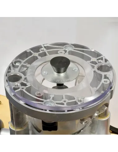 IGM Universal Clear Router Base