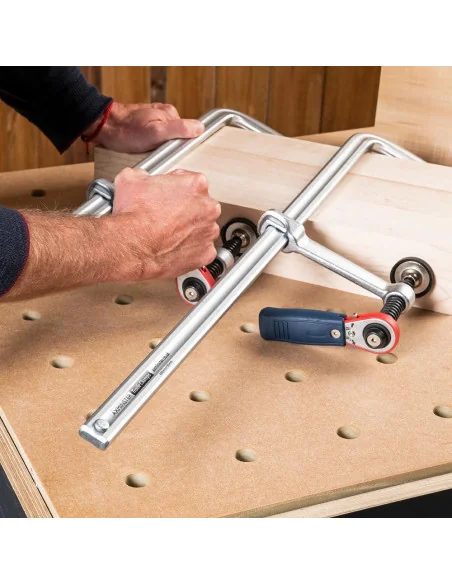 Axminster Professional Ratchet Handled F Clamp 600 x 120mm 🪚 Premium Woodworking Equipment | JetTools.bg