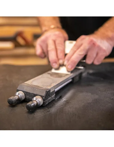 Axminster Non-Skid Holder 🪚 Премиум оборудване за дървообработка | JetTools.bg