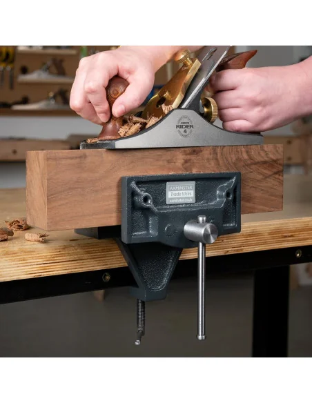 Axminster Trade Vices Woodworkers Vice With Table Clamp 150mm 🪚 Премиум оборудване за дървообработка | JetTools.bg