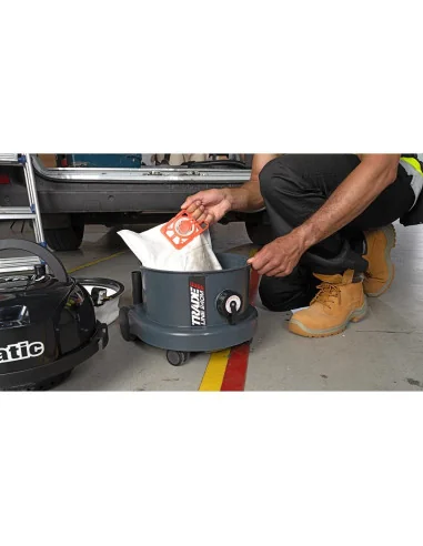 Numatic TRM240 M Class Vacuum Cleaner 230V 🪚 Премиум оборудване за дървообработка | JetTools.bg