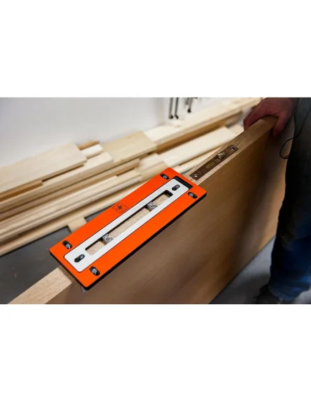 UJK Technology Compact Lock Jig 🪚 Премиум оборудване за дървообработка | JetTools.bg